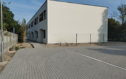 Rodinné domy v radovej zástavbe Okoličná na Ostrove