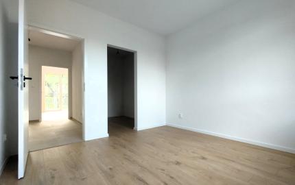 Rodinné domy v radovej zástavbe Okoličná na Ostrove