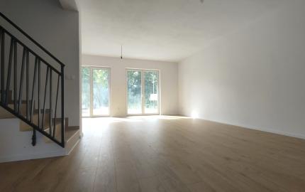 Rodinné domy v radovej zástavbe Okoličná na Ostrove