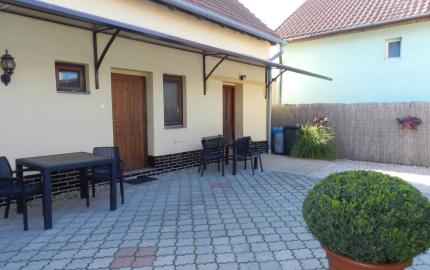 Rodinný penzión s obchodným priestorom Veľký Meder