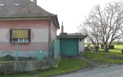 Rodinný dom Etreho Kračany, pozemok 1373 m2