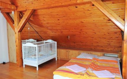 Rodinný dom Trstice, pozemok 680 m2, vhodný ako chalupa