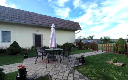 Dvojgeneračný rodinný dom Vojtechovce, pozemok 1813 m2