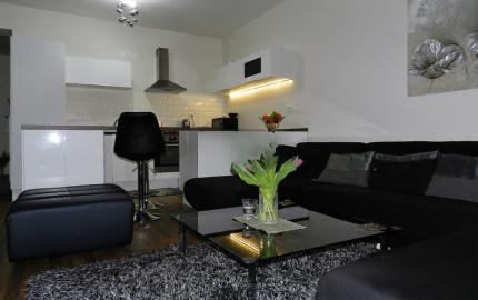 Trojizbový byt Záhradnícka + parkovacie miesto, výťah