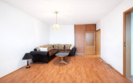 Predaj 2-garsónky Bratislava-Petržalka,  Mánesovo námestie