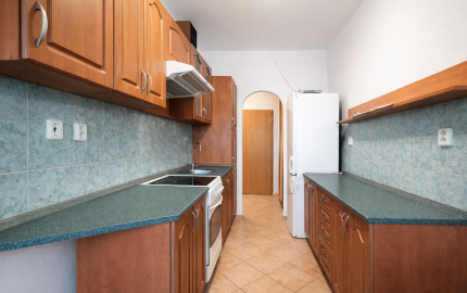 Predaj 2-garsónky Bratislava-Petržalka,  Mánesovo námestie