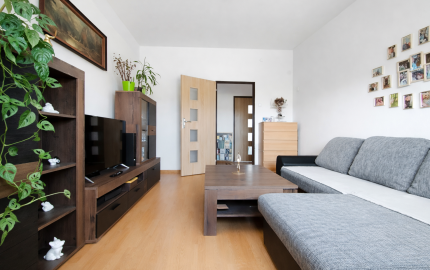 Predaj 3 izbového bytu, Veľké Dvorníky-Búšlak, so záhradkou