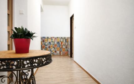 Predaj 3 izbového bytu, Veľké Dvorníky-Búšlak, so záhradkou