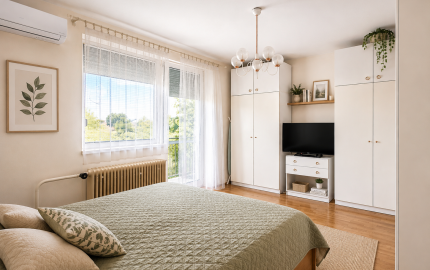 Dvojgeneračný 5 izbový rodinný dom, pozemok 1090 m2