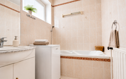 Dvojgeneračný 5 izbový rodinný dom, pozemok 1090 m2