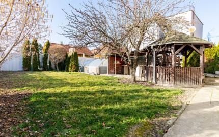 Rodinný dom Šamorín-Mliečno, pozemok 805 m2 + DOHODA