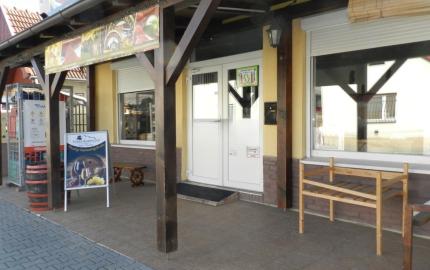 Rodinný penzión s obchodným priestorom Veľký Meder