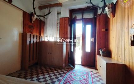 Rodinný dom v Topoľníkoch, pozemok 1028 m2