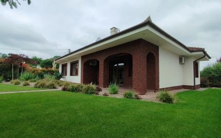 Rodinný dom Lesné Kračany, pozemok 803 m2