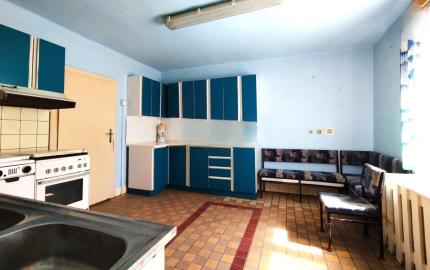 Rodinný dom Topoľníky, pozemok 1028 m2