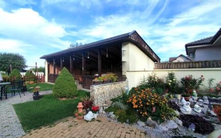 Dvojgeneračný rodinný dom Vojtechovce, pozemok 1813 m2