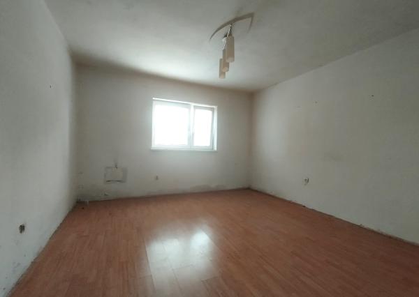 Rodinný dom vo Veľkom Mederi, pozemok 822 m2