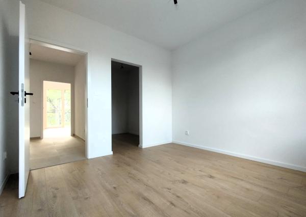 Rodinné domy v radovej zástavbe Okoličná na Ostrove