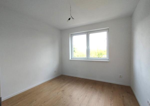 Rodinné domy v radovej zástavbe Okoličná na Ostrove