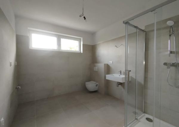 Rodinné domy v radovej zástavbe Okoličná na Ostrove