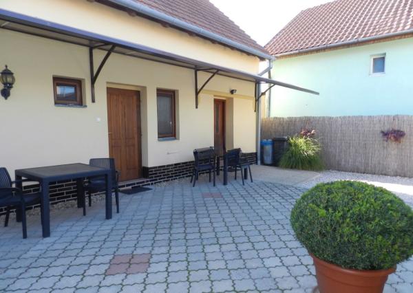 Rodinný penzión s obchodným priestorom Veľký Meder