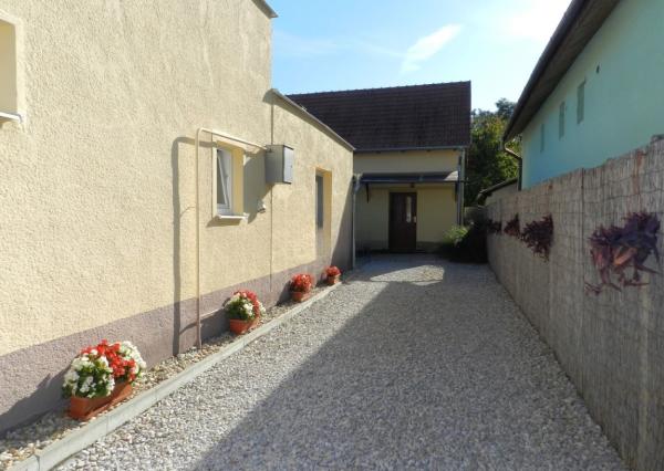 Rodinný penzión s obchodným priestorom Veľký Meder