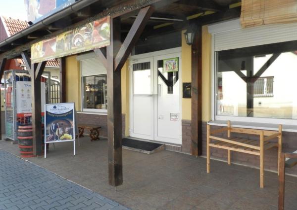 Rodinný penzión s obchodným priestorom Veľký Meder