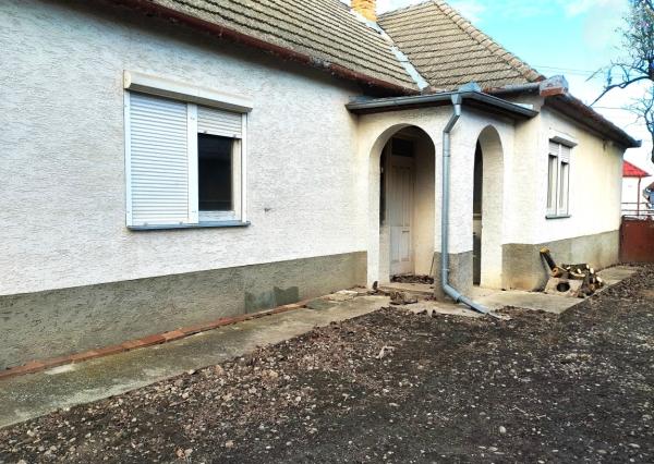 Rodinný dom Trstice, pozemok 1192 m2