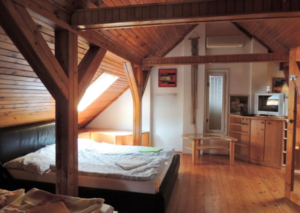 Rodinný dom Trstice, pozemok 680 m2, vhodný ako chalupa