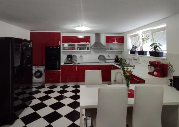 Dvojgeneračný rodinný dom Vojtechovce, pozemok 1813 m2