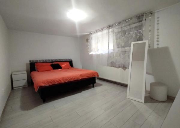 Dvojgeneračný rodinný dom Vojtechovce, pozemok 1813 m2