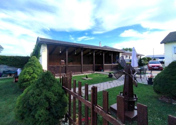 Dvojgeneračný rodinný dom Vojtechovce, pozemok 1813 m2