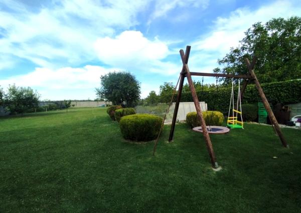 Dvojgeneračný rodinný dom Vojtechovce, pozemok 1813 m2