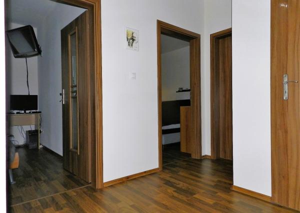 Trojizbový byt Záhradnícka + parkovacie miesto, výťah