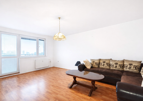 Predaj 2-garsónky Bratislava-Petržalka,  Mánesovo námestie