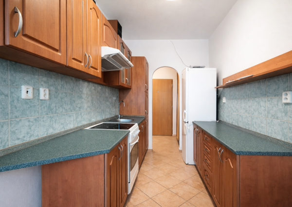 Predaj 2-garsónky Bratislava-Petržalka,  Mánesovo námestie