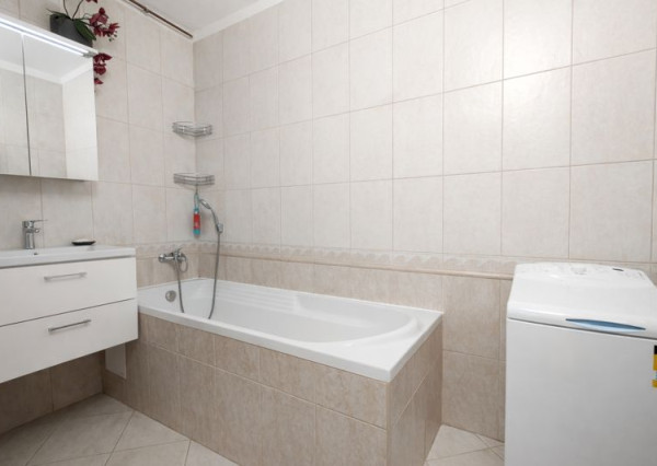 Predaj 3 izbového bytu, čiastočne zariadený, vlastné kúrenie