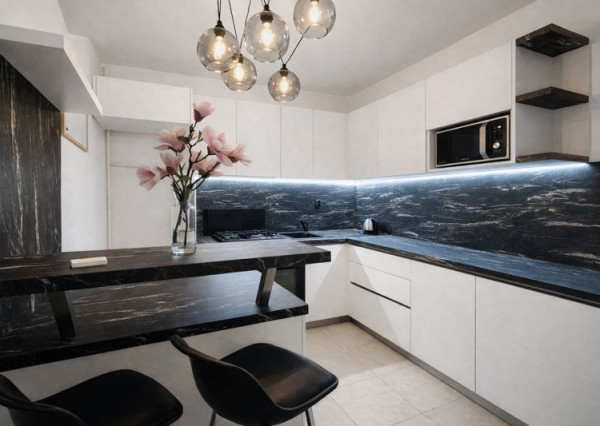 Predaj 3 izbového bytu, čiastočne zariadený, vlastné kúrenie