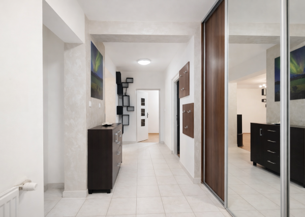 Predaj 3 izbového bytu, čiastočne zariadený, vlastné kúrenie