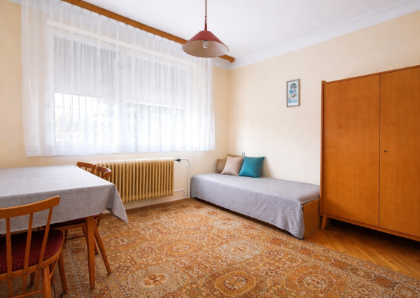 Predaj 5-izbového rodinného domu Topoľníky, pozemok 600m2