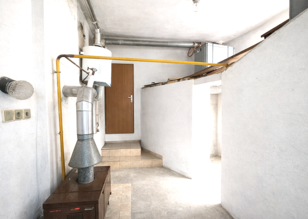 Predaj 5-izbového rodinného domu Topoľníky, pozemok 600m2