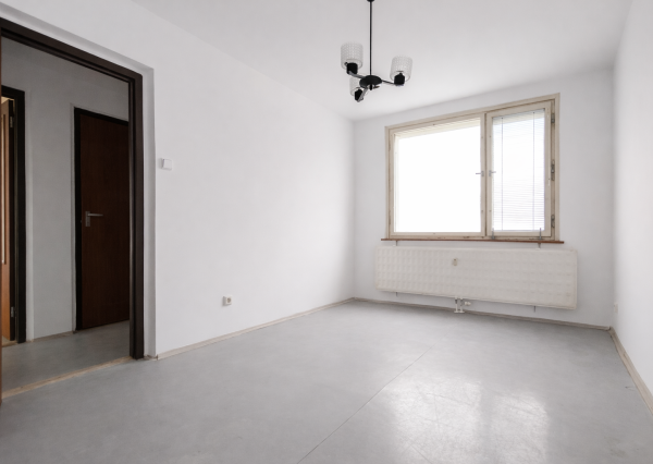 Predaj 3 izbového bytu Dunajská Streda, pôvodný stav