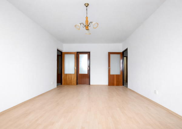 Predaj 3 izbového bytu Dunajská Streda, pôvodný stav