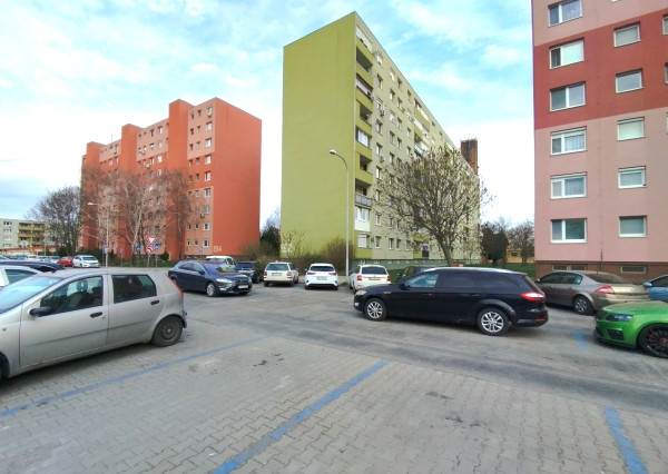 Predaj 3 izbového bytu Dunajská Streda, pôvodný stav