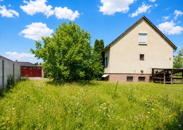 Predaj 5-izbového rodinného domu, pozemok 1786 m2
