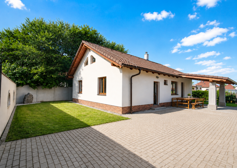 Predaj 4 izbový RD Benkova Potôň, novostavba, pozemok 740 m2